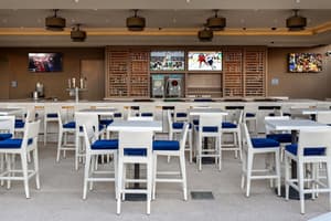 thumbnail: Bar (on property)