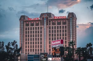 thumbnail: Exterior