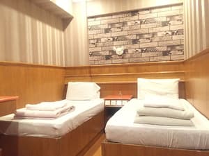 thumbnail: Room