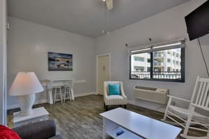 thumbnail: Living area
