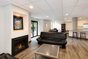 thumbnail: Interior