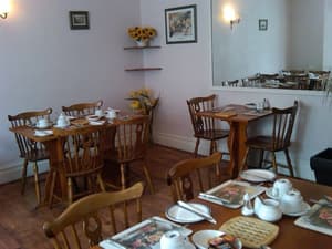 thumbnail: Breakfast area