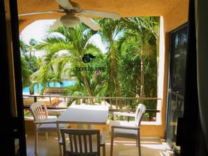 thumbnail: Balcony view