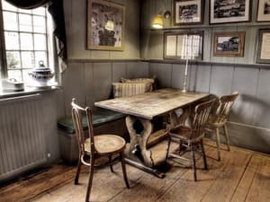 thumbnail: Restaurant