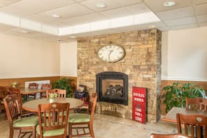 thumbnail: Breakfast area