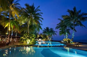 thumbnail: Outdoor pool