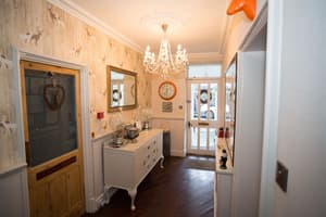 thumbnail: Reception hall