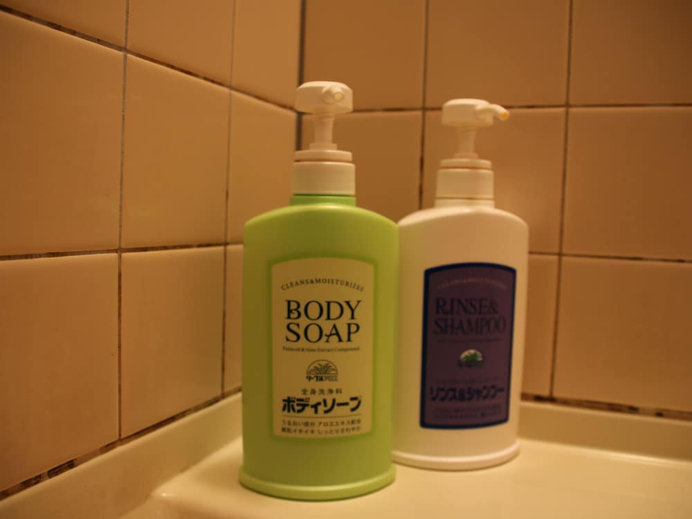 Bathroom amenities