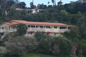 thumbnail: Exterior