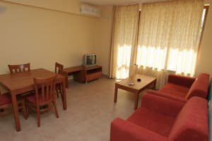 thumbnail: In-room dining