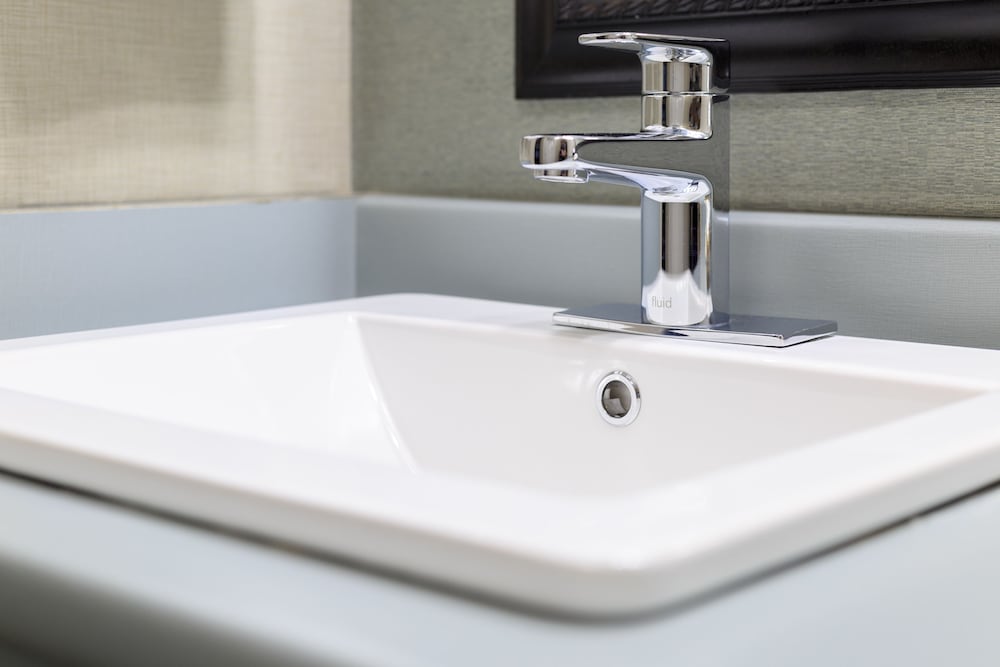 Bathroom sink