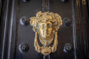 thumbnail: Exterior detail