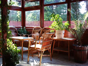 thumbnail: Lobby sitting area