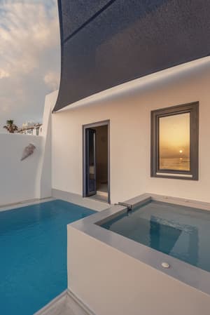 thumbnail: Private spa tub