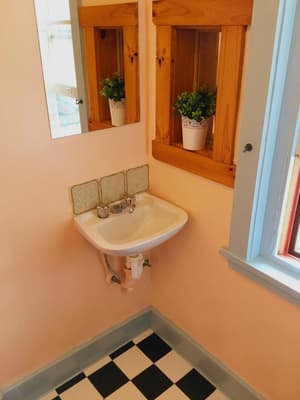 thumbnail: Bathroom