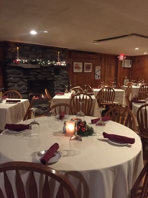 thumbnail: Banquet hall