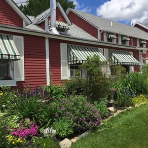 thumbnail: Front of property
