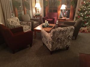 thumbnail: Lobby lounge