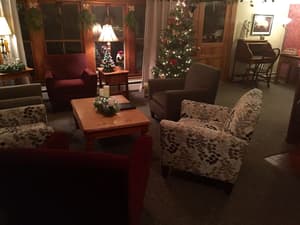 thumbnail: Lobby lounge