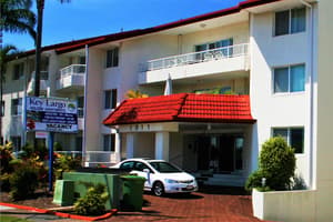 thumbnail: Interior entrance
