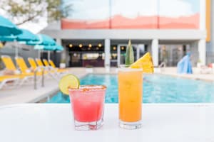 thumbnail: Bar (on property)
