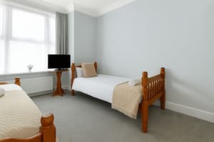thumbnail: Room