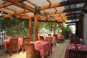 thumbnail: Restaurant