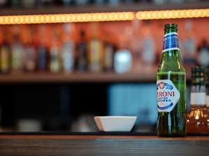 thumbnail: Bar (on property)