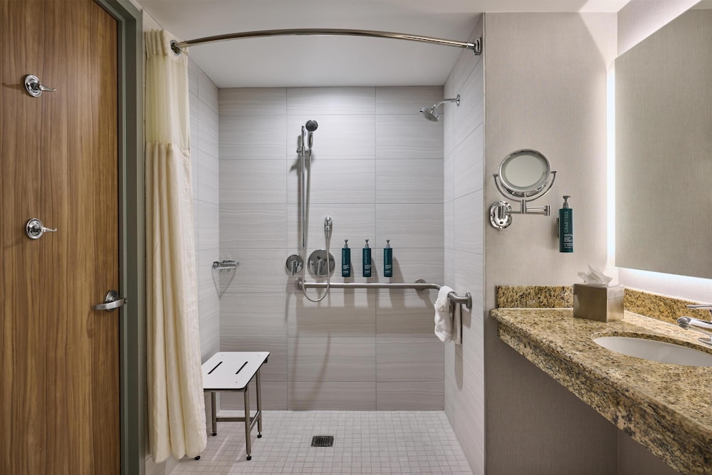 Bathroom shower