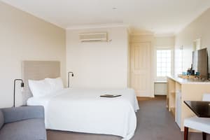 thumbnail: Room