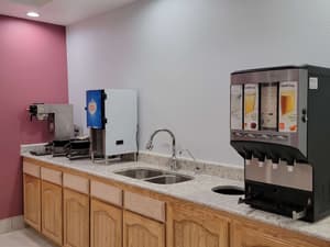 thumbnail: Breakfast area