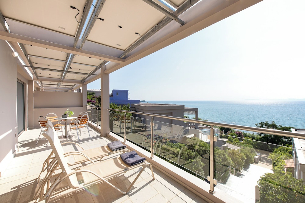 Beach/ocean view