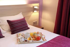 thumbnail: Room service - dining