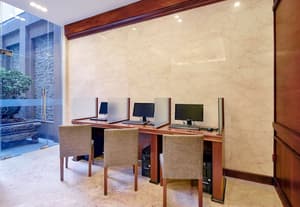 thumbnail: Business center