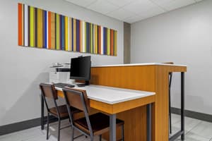 thumbnail: Business center