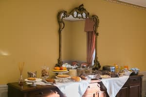thumbnail: Interior