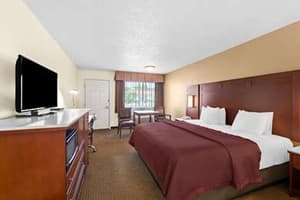 thumbnail: Guest Room,On-Site
