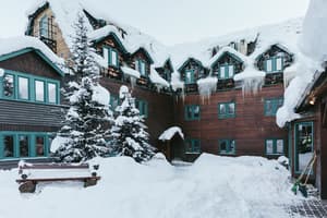 thumbnail: Interior entrance