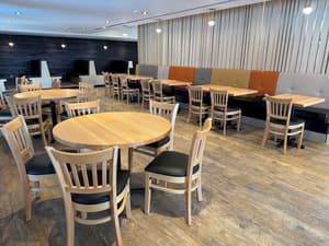 thumbnail: Restaurant