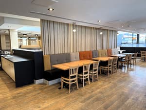 thumbnail: Restaurant