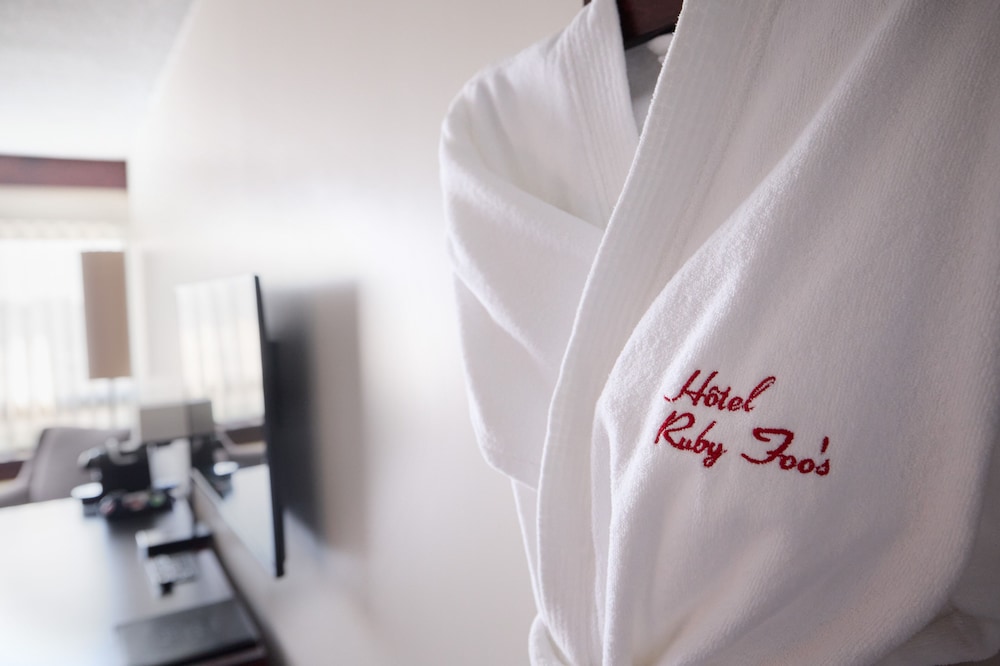 Room amenity