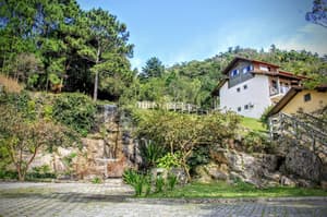 thumbnail: Exterior