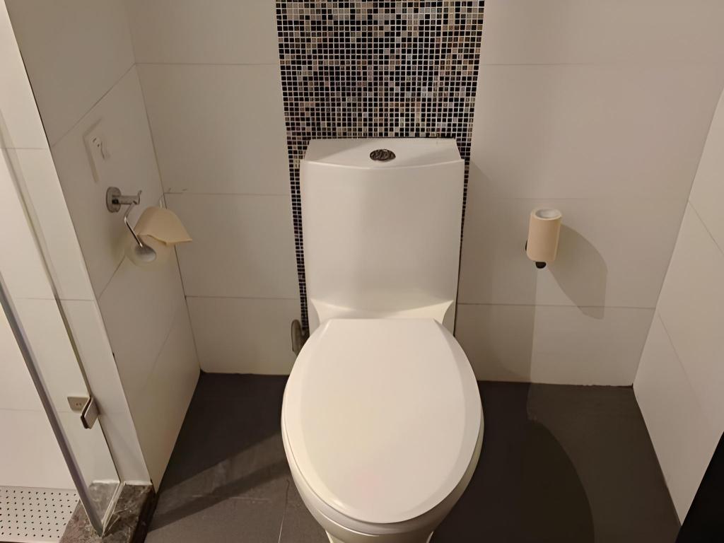 b8283985f27c2e92ab32a5a7abc64e16.jpeg