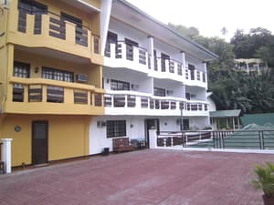 thumbnail: Exterior