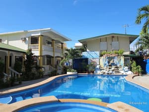thumbnail: Front of property