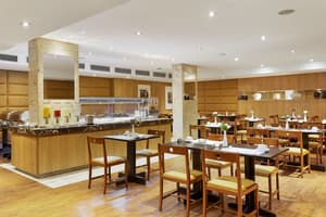 thumbnail: Restaurant