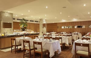 thumbnail: Restaurant