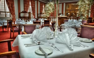 thumbnail: Restaurant