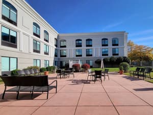 thumbnail: Courtyard
