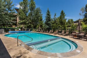 thumbnail: Outdoor pool